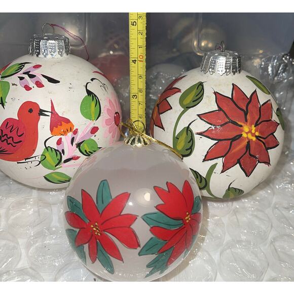 Vintage Hand Painted Mixed Lot Glass Christmas Ornaments 3F46 - Picture 6 of 9